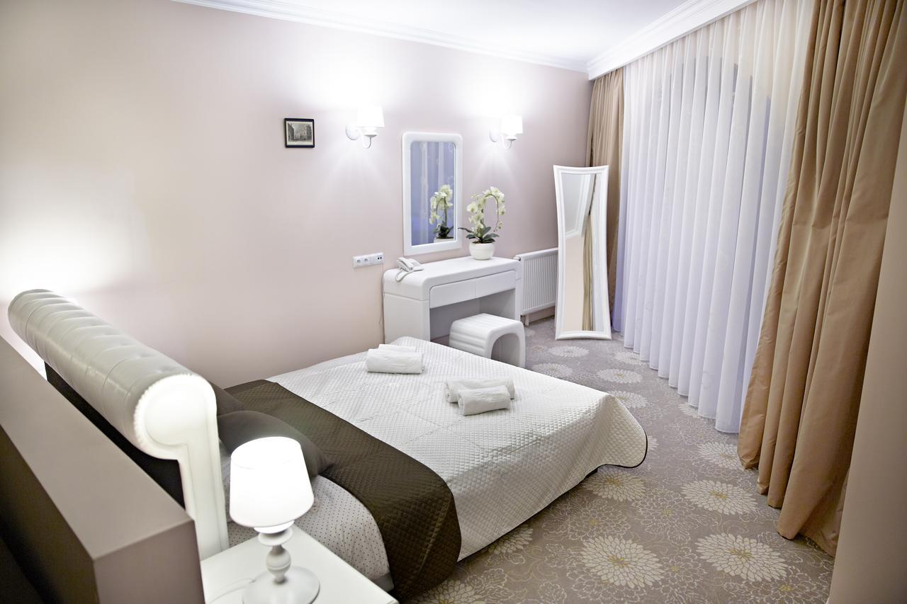 Hotel Rozdroze Nieborow Luaran gambar