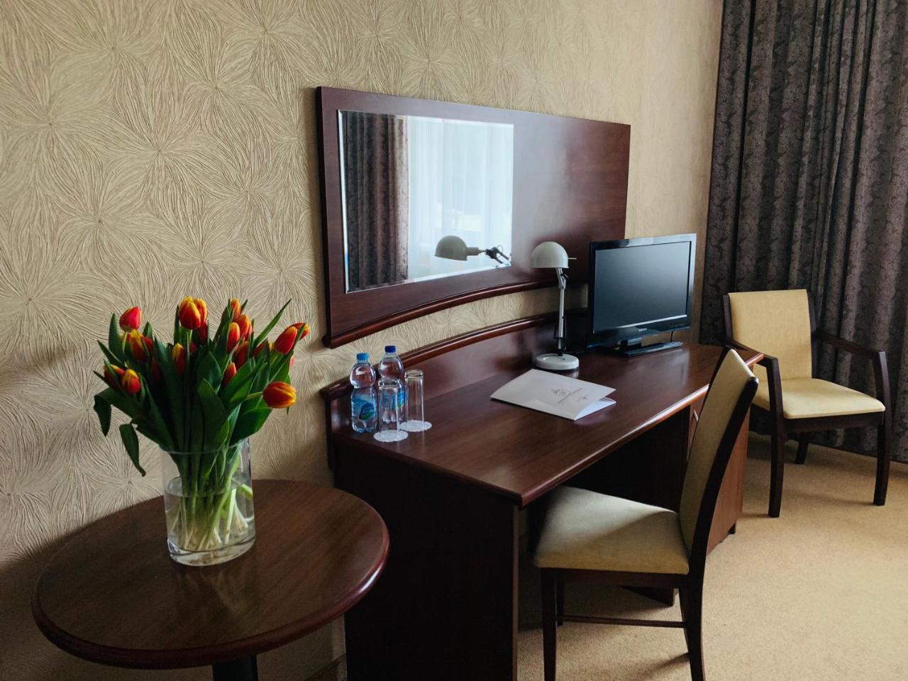 Hotel Rozdroze Nieborow Luaran gambar